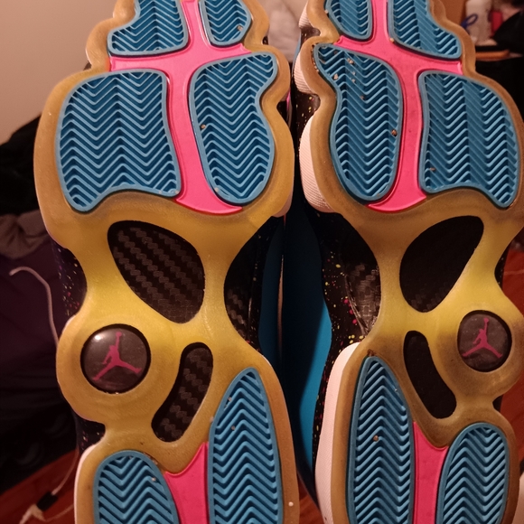 Jordan's - Picture 4 of 4